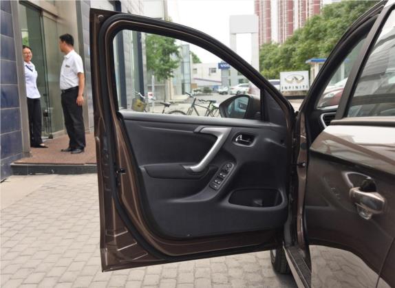 标致301 2016款 1.6L 自动豪华版 车厢座椅   门窗控制