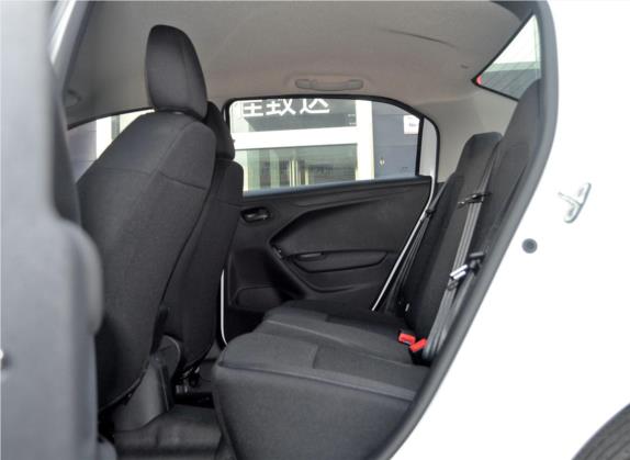 标致301 2018款 1.6L 手动舒适版 车厢座椅   后排空间