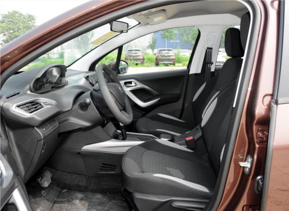 标致2008 2014款 1.6L 自动潮流版 车厢座椅   前排空间
