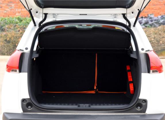 标致2008 2015款 玩酷版 1.6L 自动金钻型 车厢座椅   后备厢