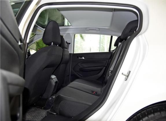 标致308S 2015款 1.2T 自动劲驰版 车厢座椅   后排空间