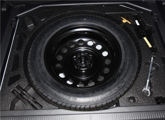 标致4008 2019款 380THP 尝先版 其他细节类   备胎