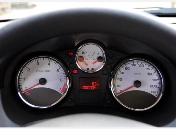 标致207 2009款 两厢 1.4L 手动驭乐版 中控类   仪表盘