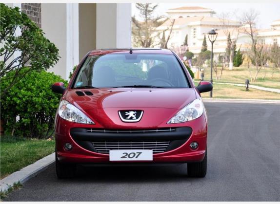 标致207 2009款 两厢 1.6L 手动品乐版 外观   正前