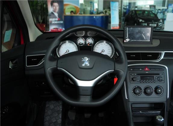 标致308 2012款 1.6L 手动优尚型 中控类   驾驶位