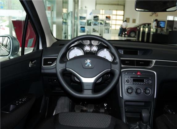 标致308 2013款 1.6L 手动优尚型 中控类   驾驶位