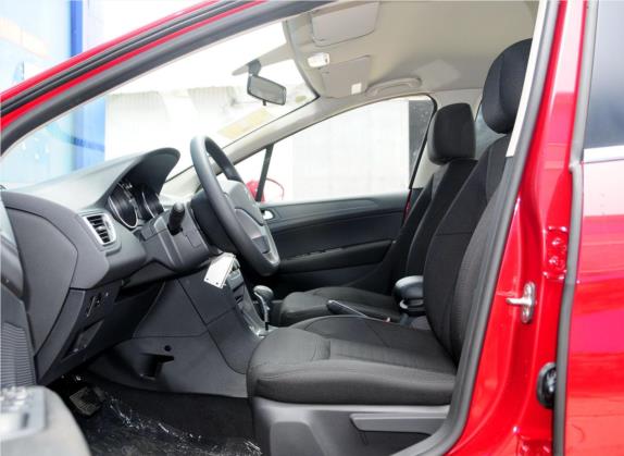 标致308 2013款 1.6L 自动优尚型 车厢座椅   前排空间