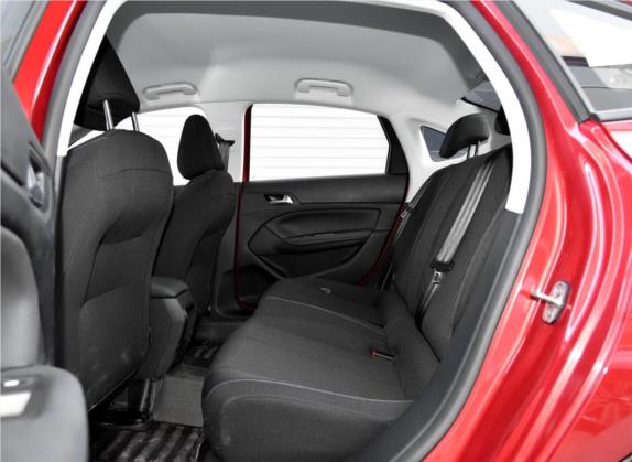 标致308 2016款 1.6L 自动时尚版 车厢座椅   后排空间