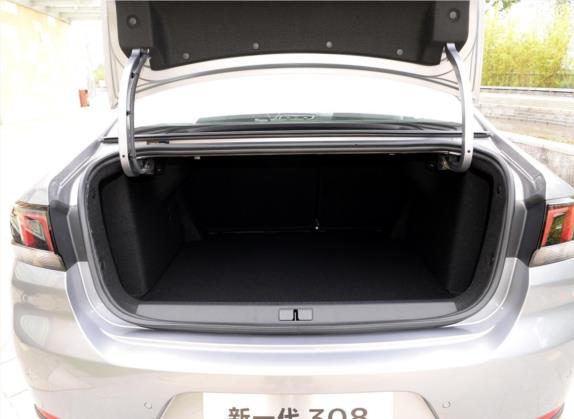 标致308 2016款 230THP 自动豪华版 车厢座椅   后备厢