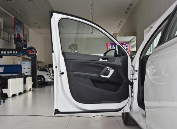 标致308 2019款 190THP 自动豪华版 国V 车厢座椅   前门板