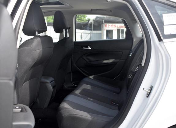 标致308 2019款 230THP 自动豪华版 国V 车厢座椅   后排空间