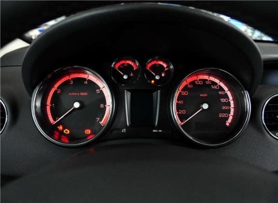 标致408 2011款 1.6L 手动豪华版 中控类   仪表盘