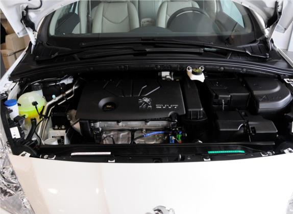 标致408 2013款 1.6L 手动舒适版 其他细节类   发动机舱