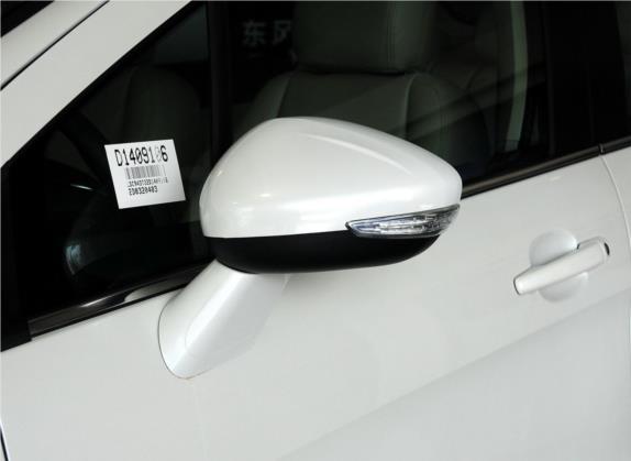 标致408 2013款 1.6L 手动舒适版 外观细节类   外后视镜