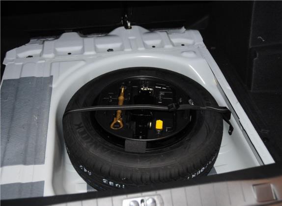 标致408 2013款 1.6L 自动舒适版 其他细节类   备胎