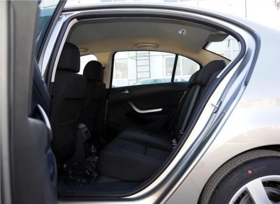 标致408 2013款 2.0L 自动舒适版 车厢座椅   后排空间