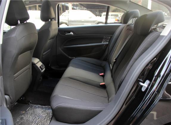 标致408 2014款 1.8L 自动豪华版 车厢座椅   后排空间