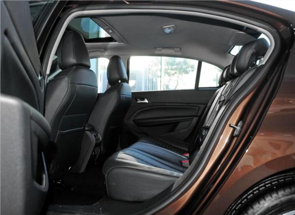 标致408 2014款 1.6T 自动尊贵版 车厢座椅   后排空间