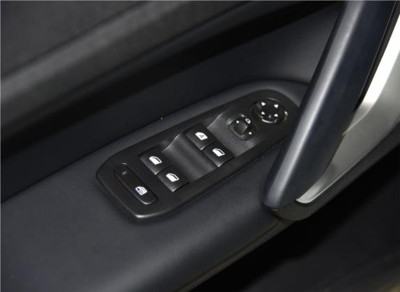 标致408 2019款 230THP 自动豪华版 国VI 车厢座椅   门窗控制