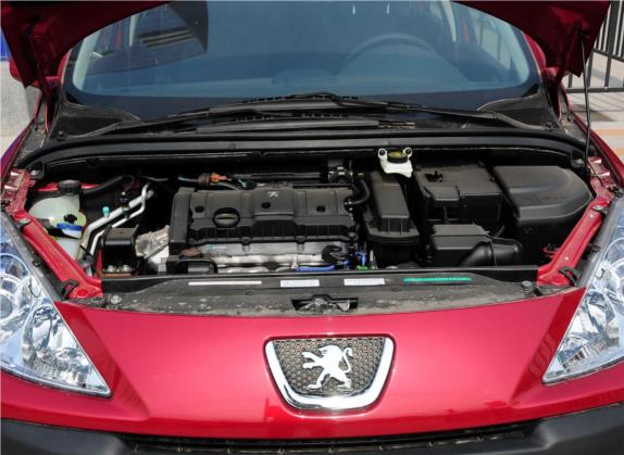 标致307 2012款 1.6L 自动CROSS 其他细节类   发动机舱