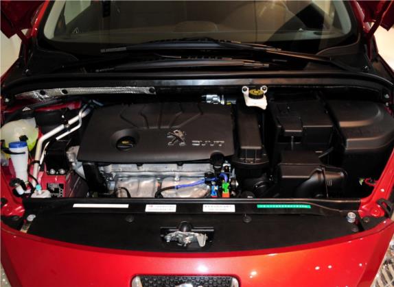 标致307 2013款 1.6L 手动CROSS 其他细节类   发动机舱