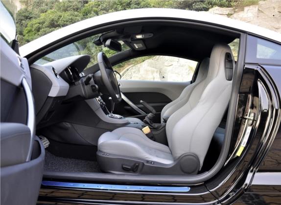 标致RCZ 2011款 1.6T 豪华运动型 车厢座椅   前排空间