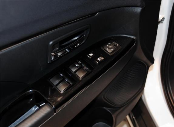 标致4008(进口) 2013款 2.0L 四驱豪华型 车厢座椅   门窗控制