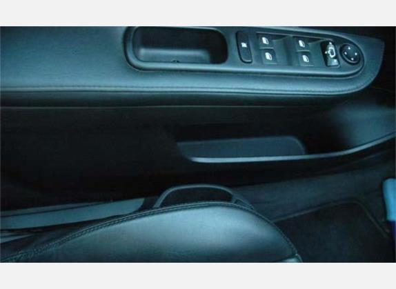 标致307(进口) 2005款 SW 2.0 车厢座椅   门窗控制