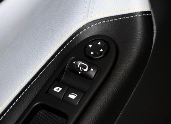 标致207(进口) 2013款 1.6L CC 罗兰·加洛斯时尚型 车厢座椅   门窗控制