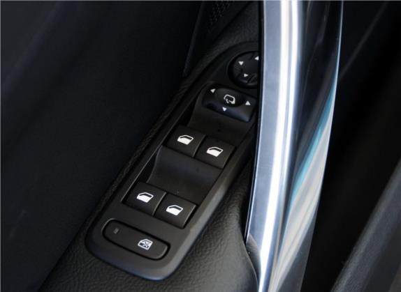 标致308(进口) 2012款 1.6T CC 豪华型 车厢座椅   门窗控制
