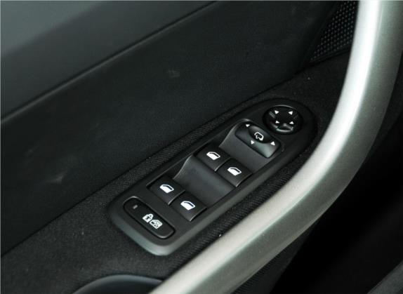 标致308(进口) 2012款 1.6T SW 时尚版 车厢座椅   门窗控制