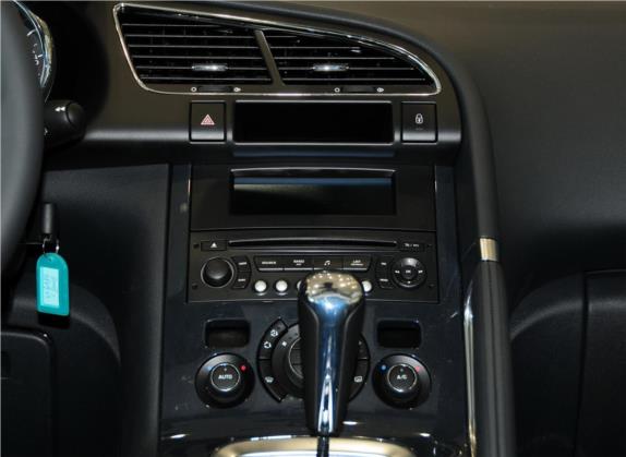 标致3008(进口) 2011款 1.6T 豪华型 中控类   中控台