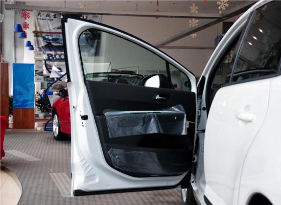 标致3008(进口) 2011款 1.6T 时尚型 车厢座椅   前门板
