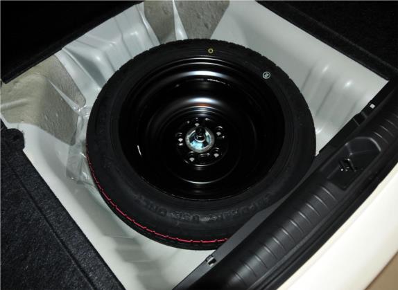 思域 2009款 1.3L 混合动力版 其他细节类   备胎