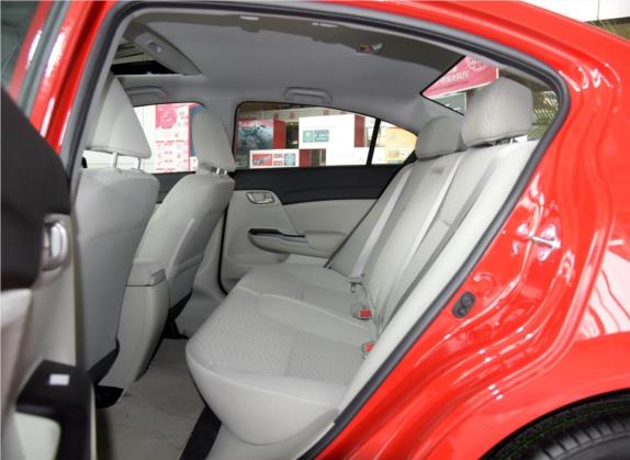 思域 2016款 1.8L 自动舒适版 车厢座椅   后排空间