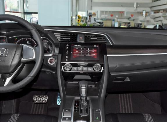 思域 2019款 220TURBO CVT燃动版 国V 中控类   中控台
