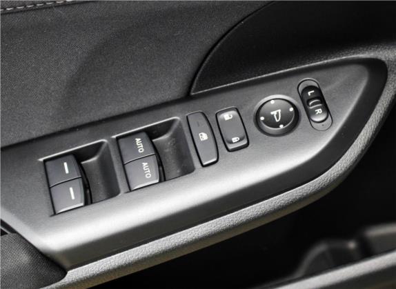 思域 2019款 180TURBO CVT尚动版 国V 车厢座椅   门窗控制