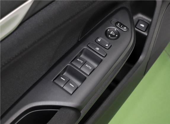 思域 2019款 220TURBO 手动劲控版 国VI 车厢座椅   门窗控制
