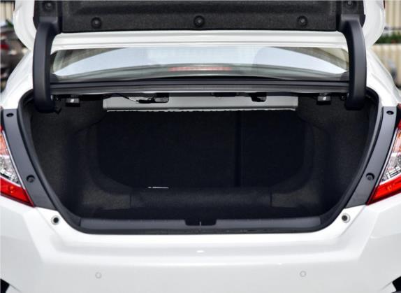 思域 2019款 220TURBO CVT劲擎版 国VI 车厢座椅   后备厢