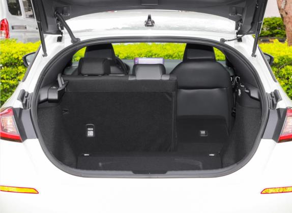 2023款 HATCHBACK 240TURBO CVT极锐版 车厢座椅   后备厢