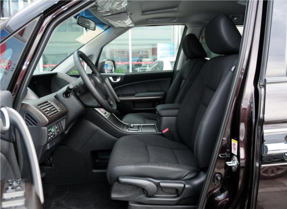 艾力绅 2012款 2.4L VTi豪华版 车厢座椅   前排空间