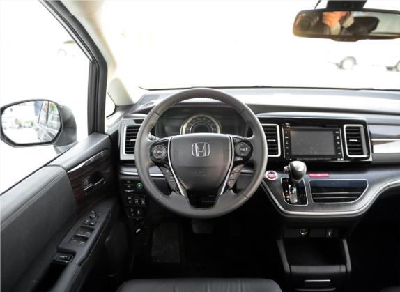艾力绅 2016款 2.4L 至尊版 中控类   驾驶位