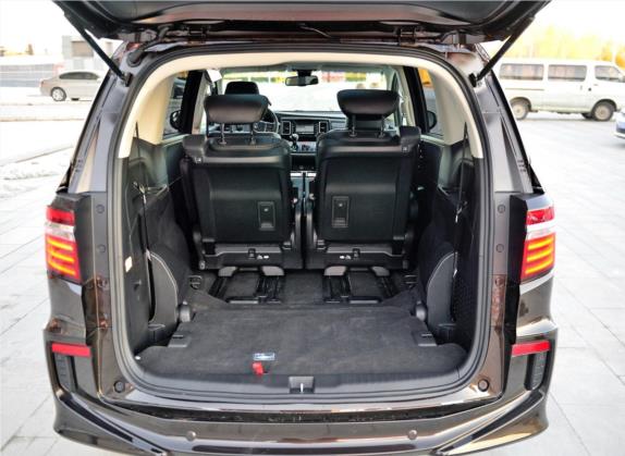 艾力绅 2016款 2.4L 至尊版 车厢座椅   后备厢