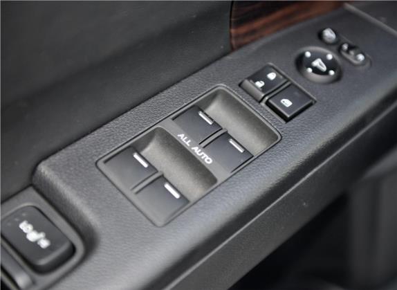 艾力绅 2016款 2.4L 至尊版 车厢座椅   门窗控制