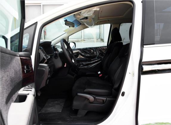 艾力绅 2016款 2.4L 经典版 车厢座椅   前排空间