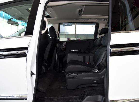 艾力绅 2016款 2.4L 豪华版 车厢座椅   后排空间