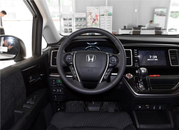 艾力绅 2019款 2.0L 混动舒适版 中控类   驾驶位