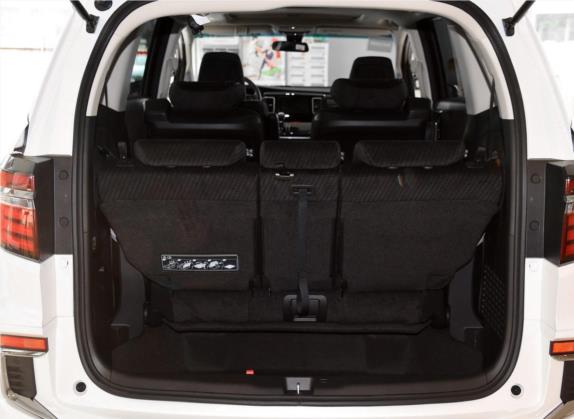 艾力绅 2019款 2.0L 混动舒适版 车厢座椅   后备厢