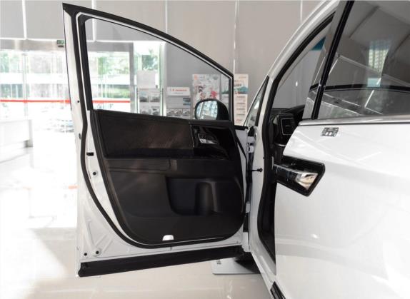 艾力绅 2019款 2.0L 混动舒适版 车厢座椅   前门板