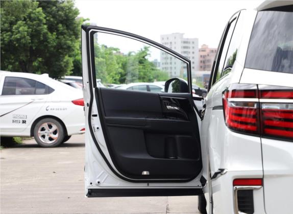 艾力绅 2019款 2.0L 混动豪华版 车厢座椅   前门板